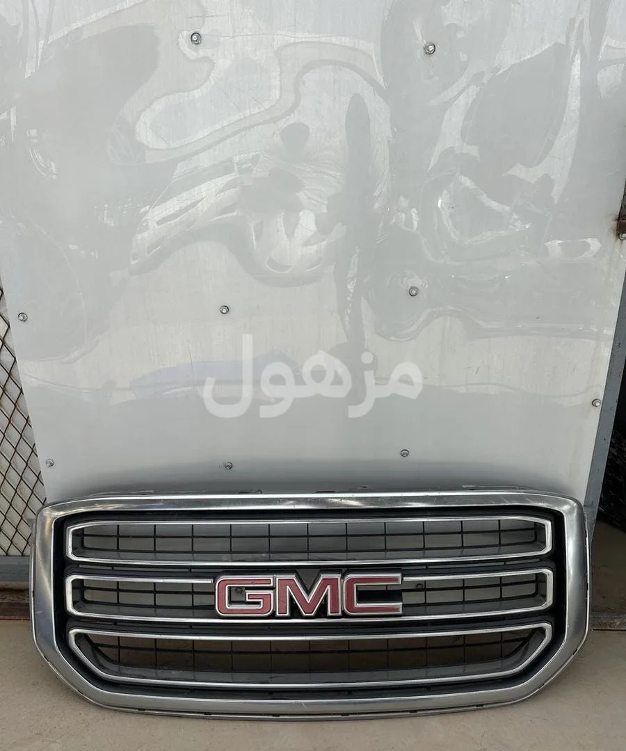 شبك امامي يوكن 2015-2016-2017-2018-2019-2020 اصلي وكاله