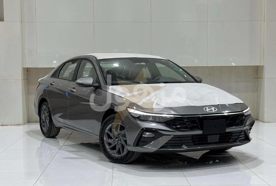 Hyundai Elantra Smart 2026, Alloy Wheels, Rear Sensors - Riyadh