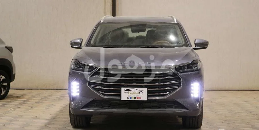 Jetour X70 model 2025, cash and installments, lowest price.