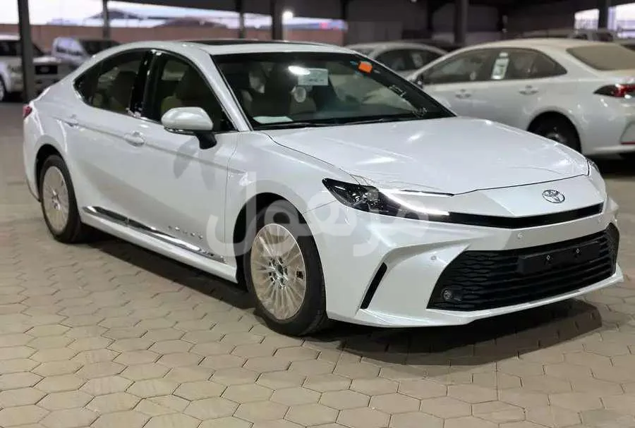 Toyota Camry 2026, New, 8-inch Touchscreen, Apple CarPlay - Jeddah