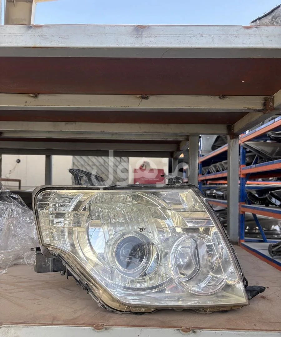 Mitsubishi Pajero lights 2008-2022