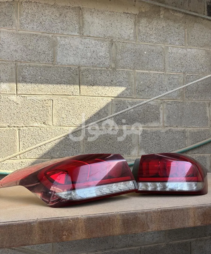 Genesis rear LED taillight 2015-2020