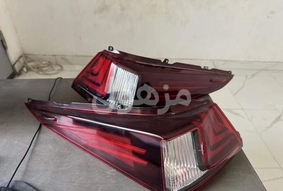 اسطبات خلفيه لكزسes يمين ويسار 2018-2019-2020-2021-2022