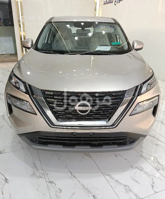 Nissan X-Trail Standard 2025, the strongest cash and finance offers and discounts for customers