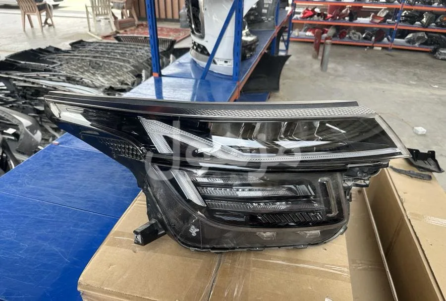 Right headlight for Caysiltus 2024-2025, right lamp, genuine, agency.