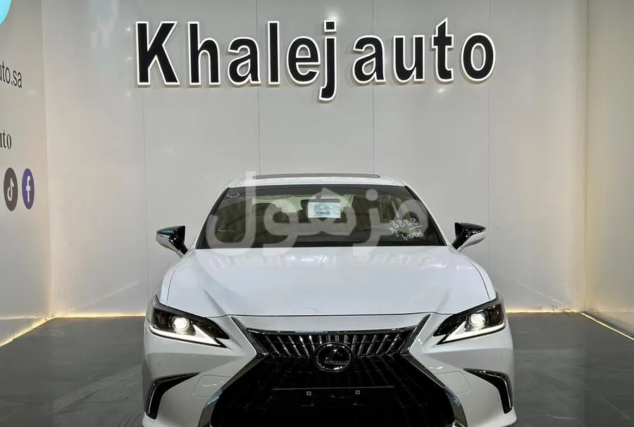 Lexus ES250 2025 AA Trim, Automatic, Petrol, New - Jeddah