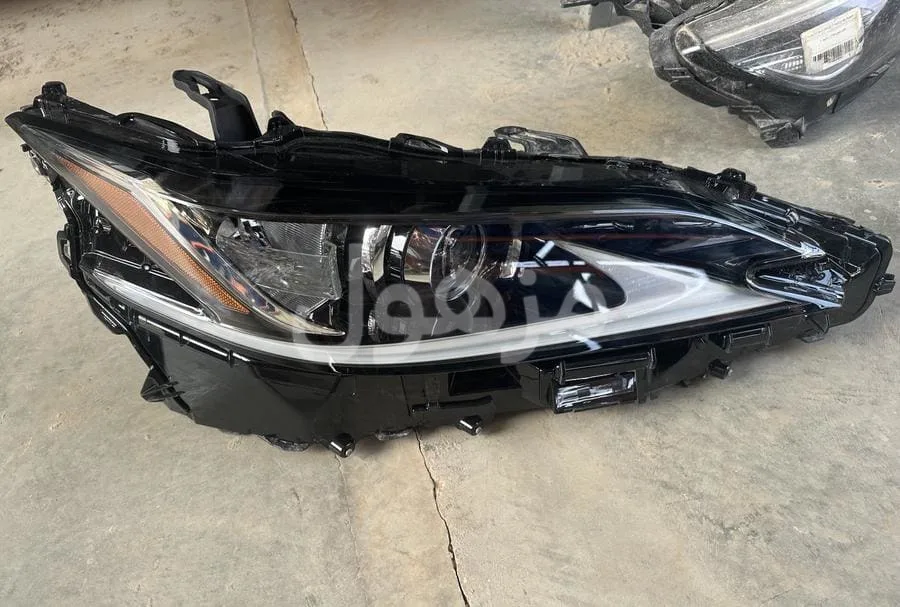 Lexus ES light 2021-2023