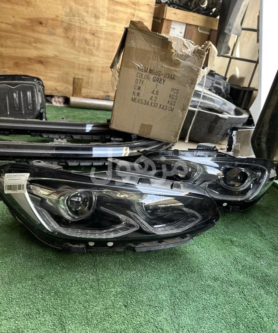 Azera headlights 2018-2020 genuine, xenon and standard available.