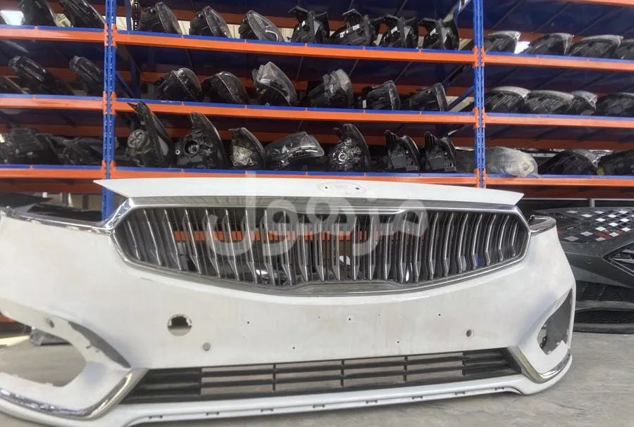 Cadenza bumper 2017-2020