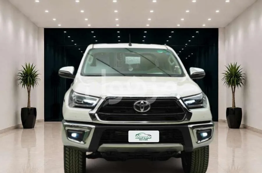 Toyota Hilux 2026, Double Cab, Diesel, Automatic, 4WD - Riyadh