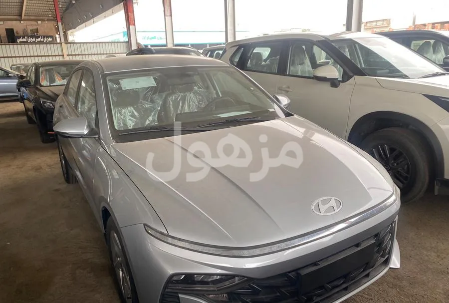 Hyundai Accent 2026 Smart, Apple CarPlay, Rear Camera - Makkah