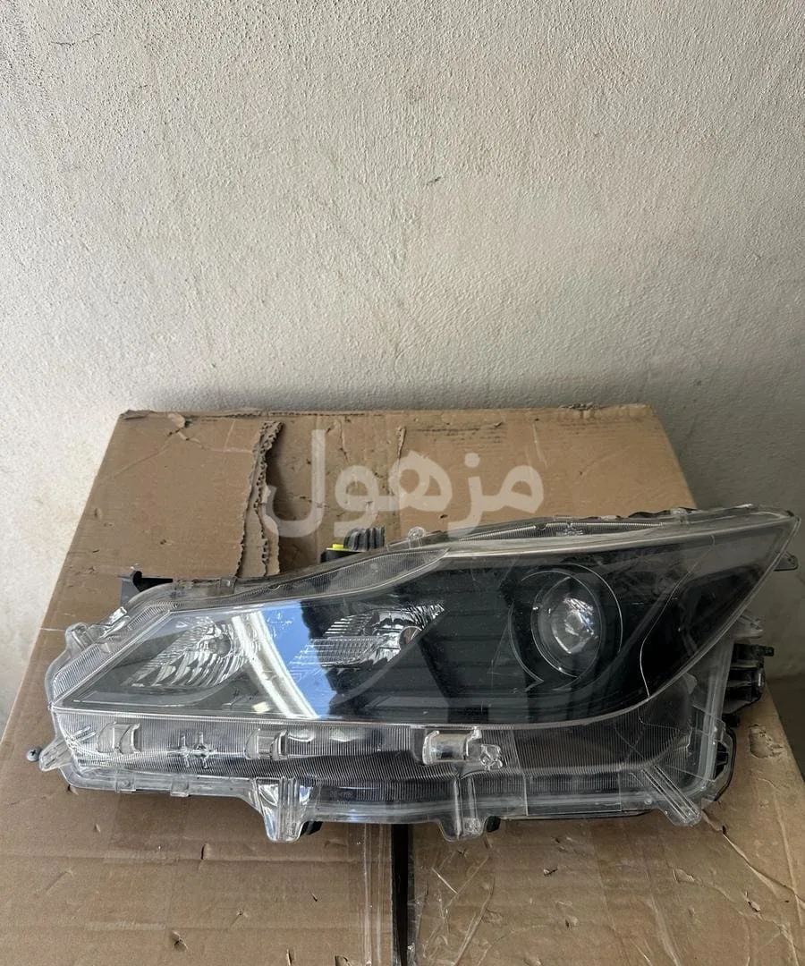 Genuine dealership left headlight for Corolla 2023-2024-2025.