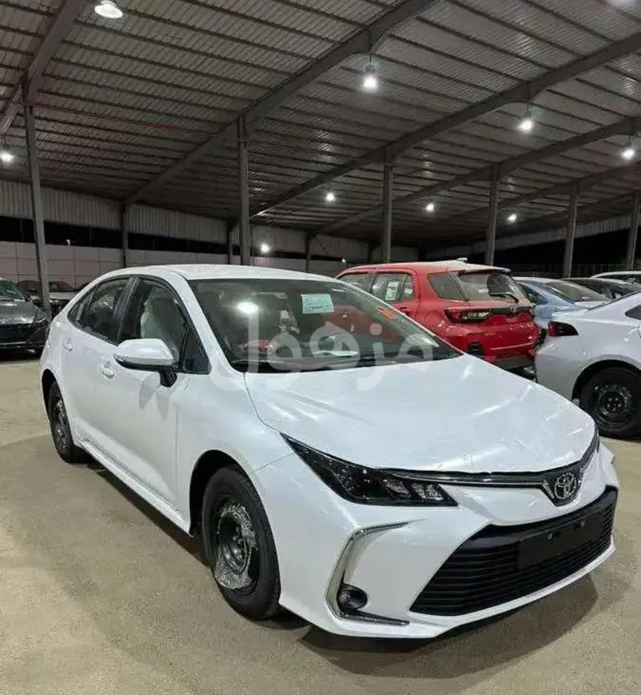 Toyota Corolla 2026 Standard, Screen, Bluetooth, USB - Jeddah