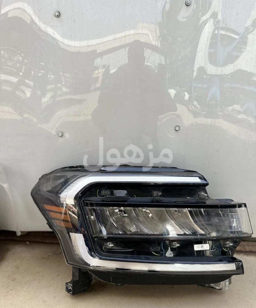 شمعة فورد يمين اكسبديشن 2022-2023-2024 اصلي وكاله