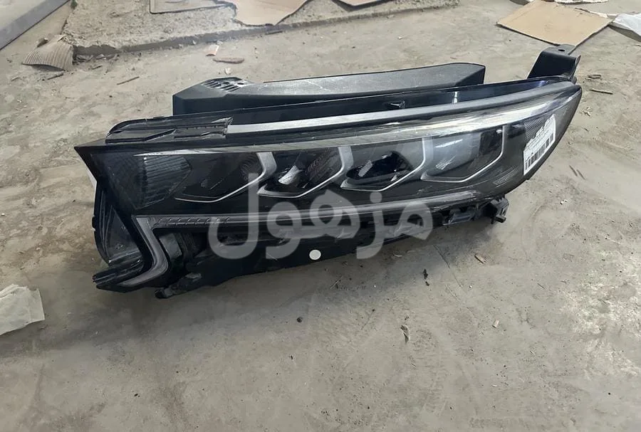 Left headlight Cadenza 2021-2022-2023 original