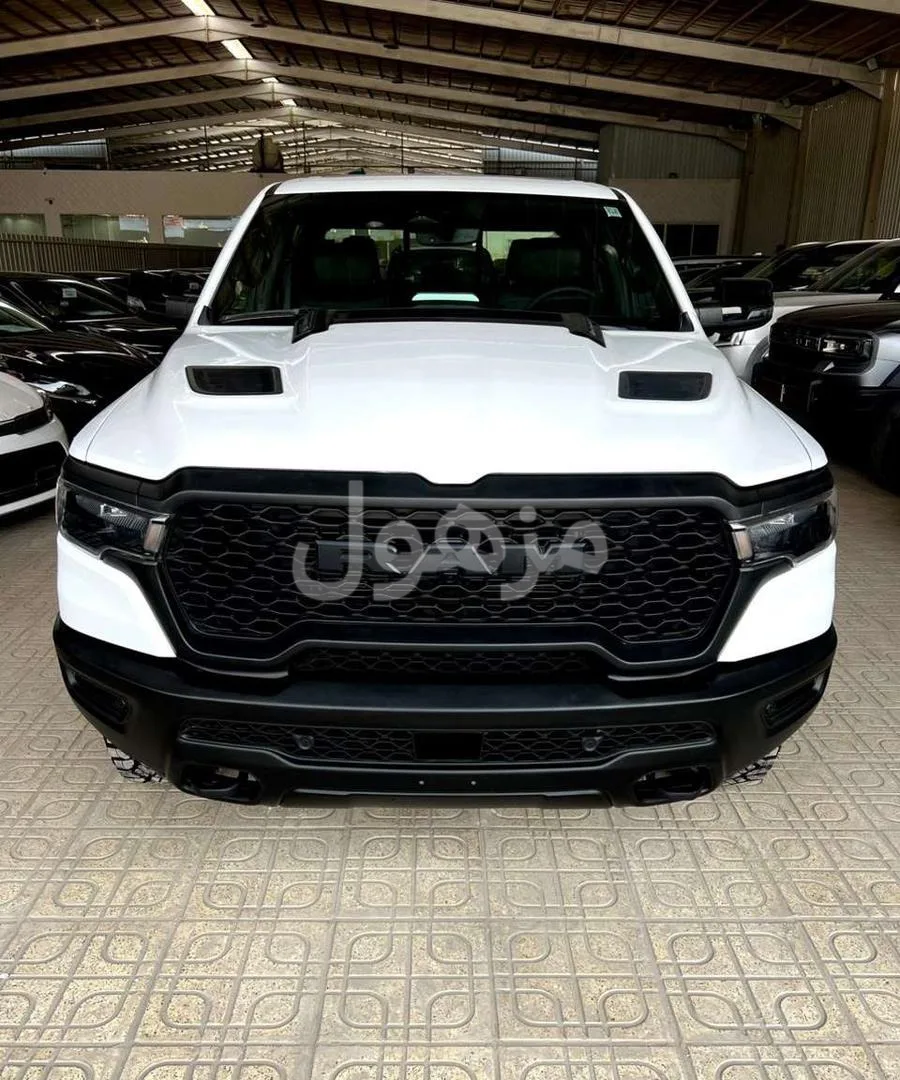 دودج رام ربيل 2025 بنزين تماتيك جديد - الرياض