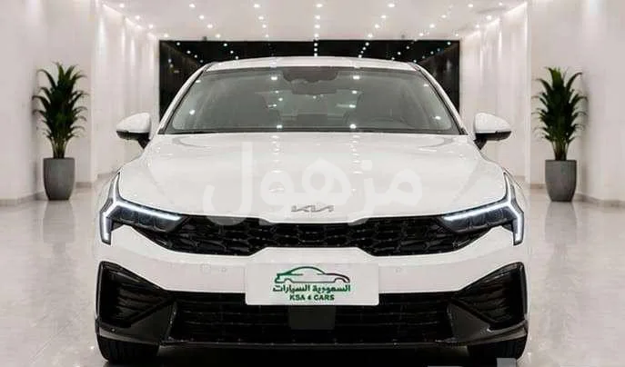 Kia K5 2026, Upgraded Trim, Screen, Rear Camera - Riyadh