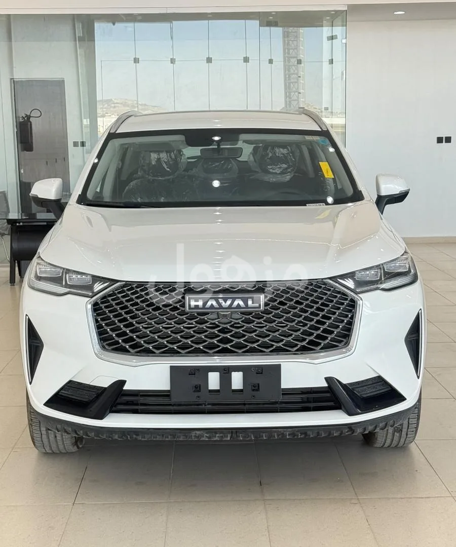 هافال H6 2025 كاميرا خلفية وحساسات خلفية وشاشة - خميس مشيط