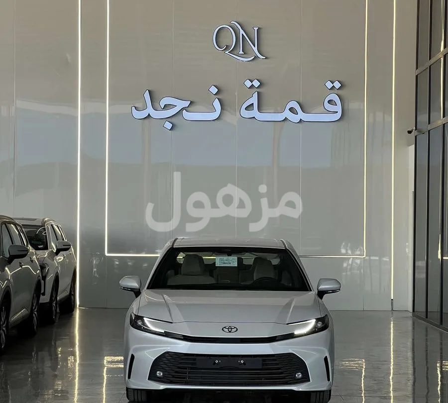 تويوتا كامري E 2026 خليجي جديد تماتيك - الرياض