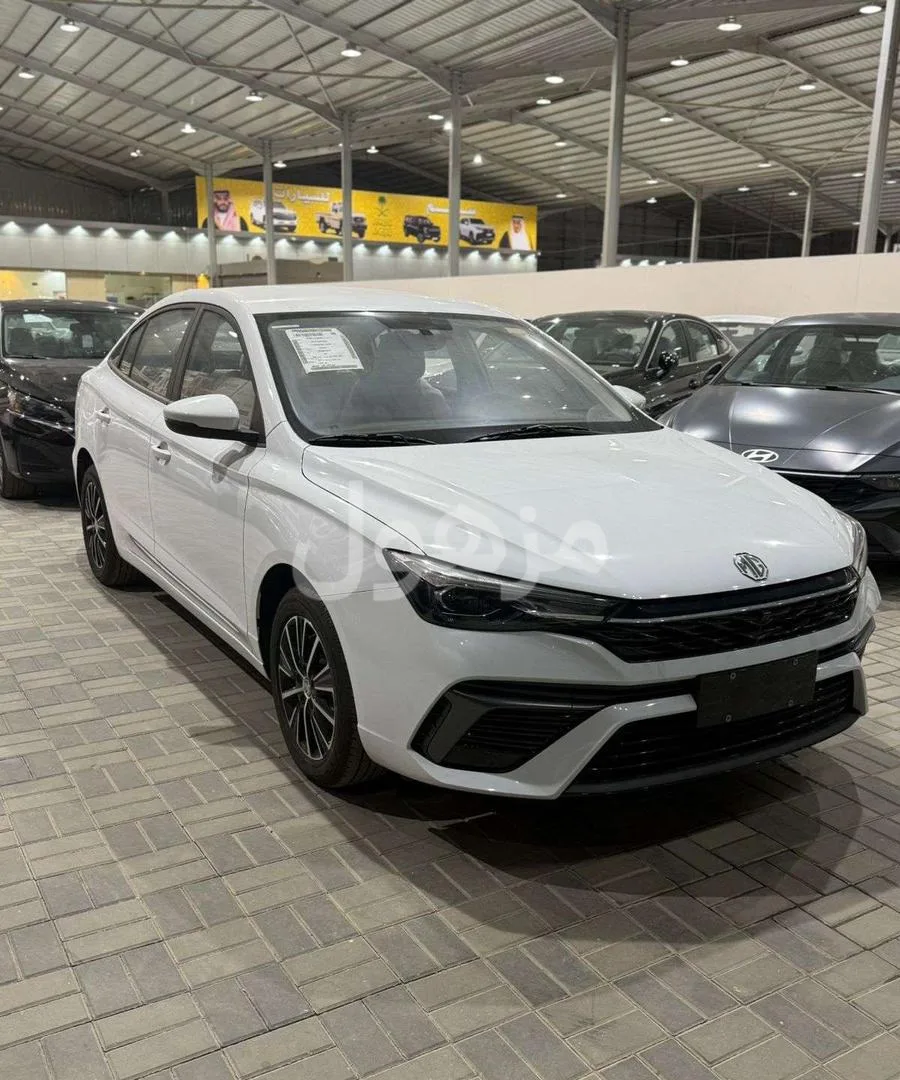 MG5 new shape 2025 monthly instalment 900 riyals