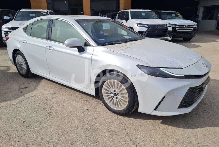 Toyota Camry 2026 Hybrid, Sunroof, Agent Import - Riyadh