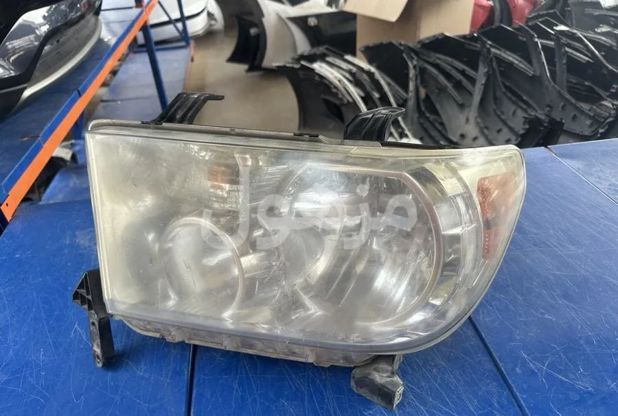 Left original agency Scania lamp
