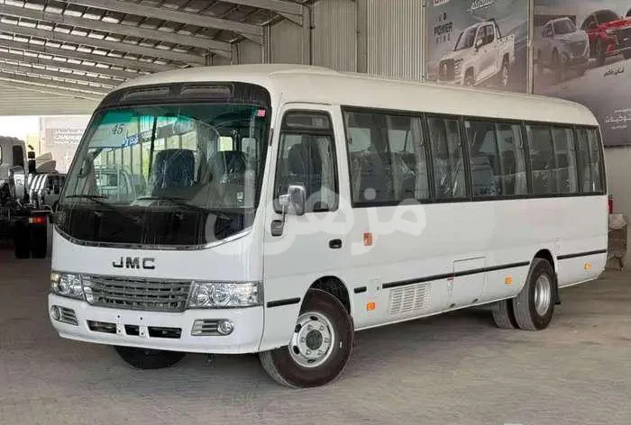 تويوتا باص 2026 26 راكب أصفار أبيض ديزل - الرياض