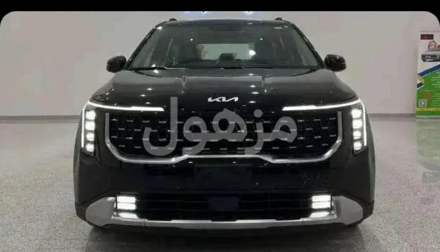 Kia Carnival 2026, Mid Option, Panoramic Roof - Jeddah