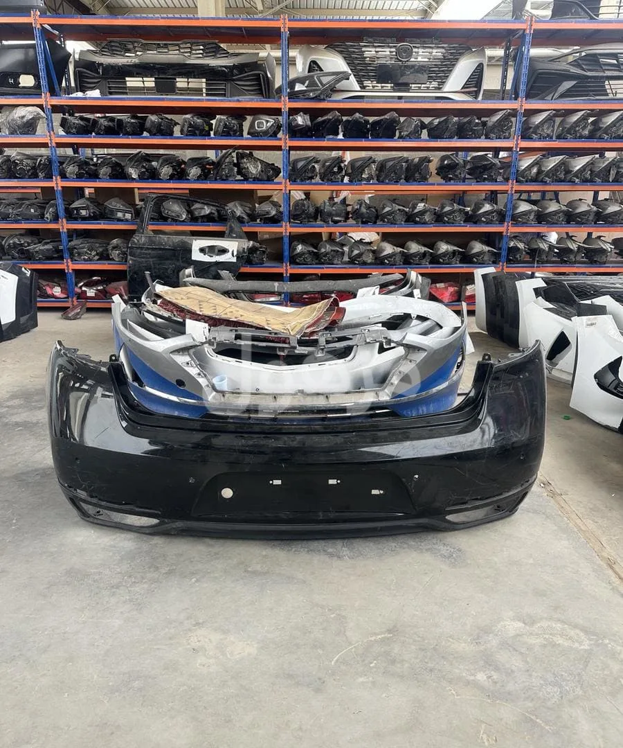 Rear bumper for Cadenza 2017-2018-2019-2020, original from the agency.