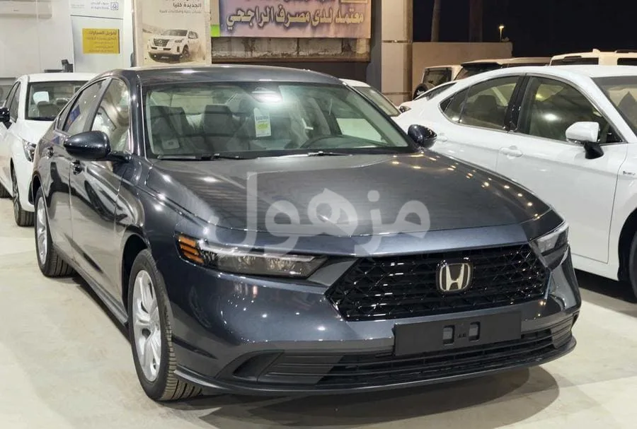 هوندا اكورد 2025 ستاندر قير أوتوماتيك بنزين - الدمام