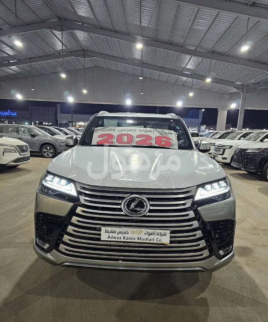 لكزس LX600 BB 2026 جديد فتحة سقف وشاشات - جدة