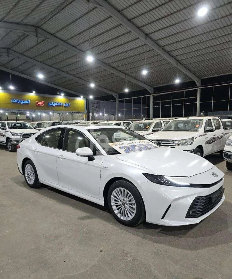Toyota Camry 2026 E Plus Hybrid Sunroof Saudi - Riyadh