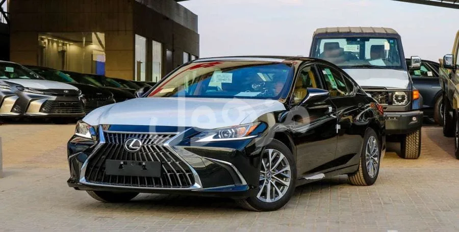Lexus ES300AH Hybrid 2025 Saudi, two-payment system, zero profit