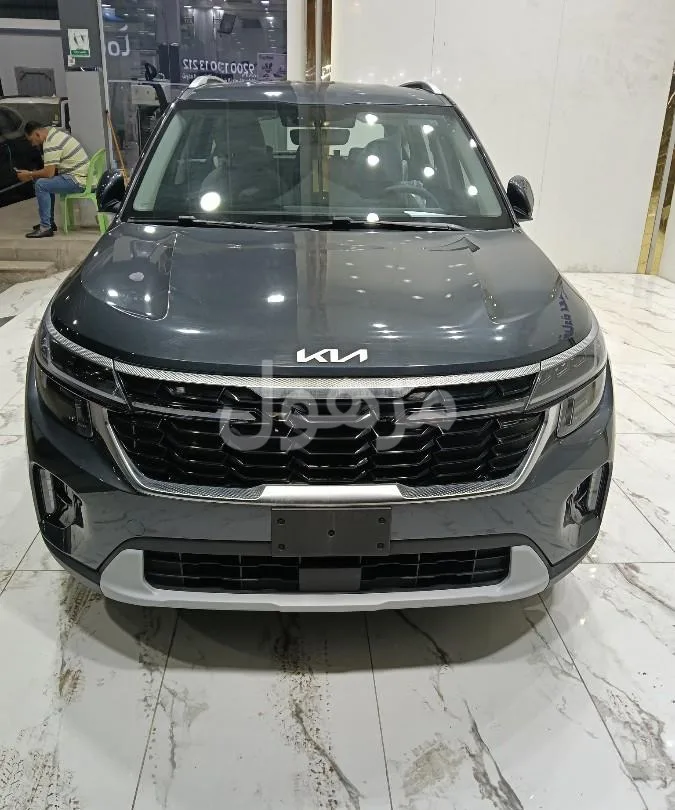 Kia Seltos 2025 mid option distributor offers and discounts cash and financing for our customers