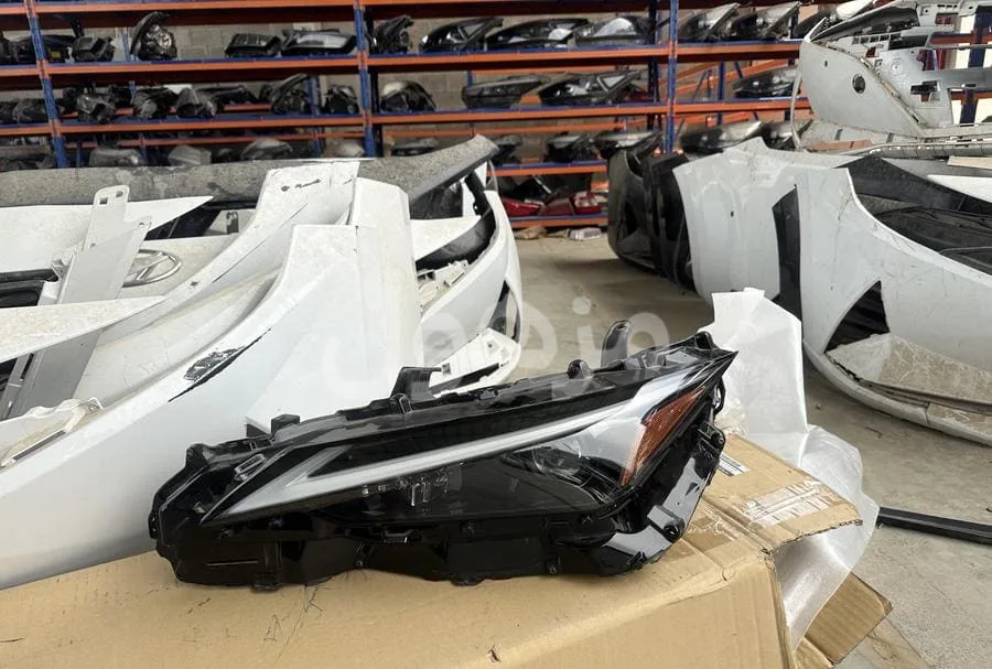 Left headlight Lexus IS 2021-2022-2023-2024 original from the dealer