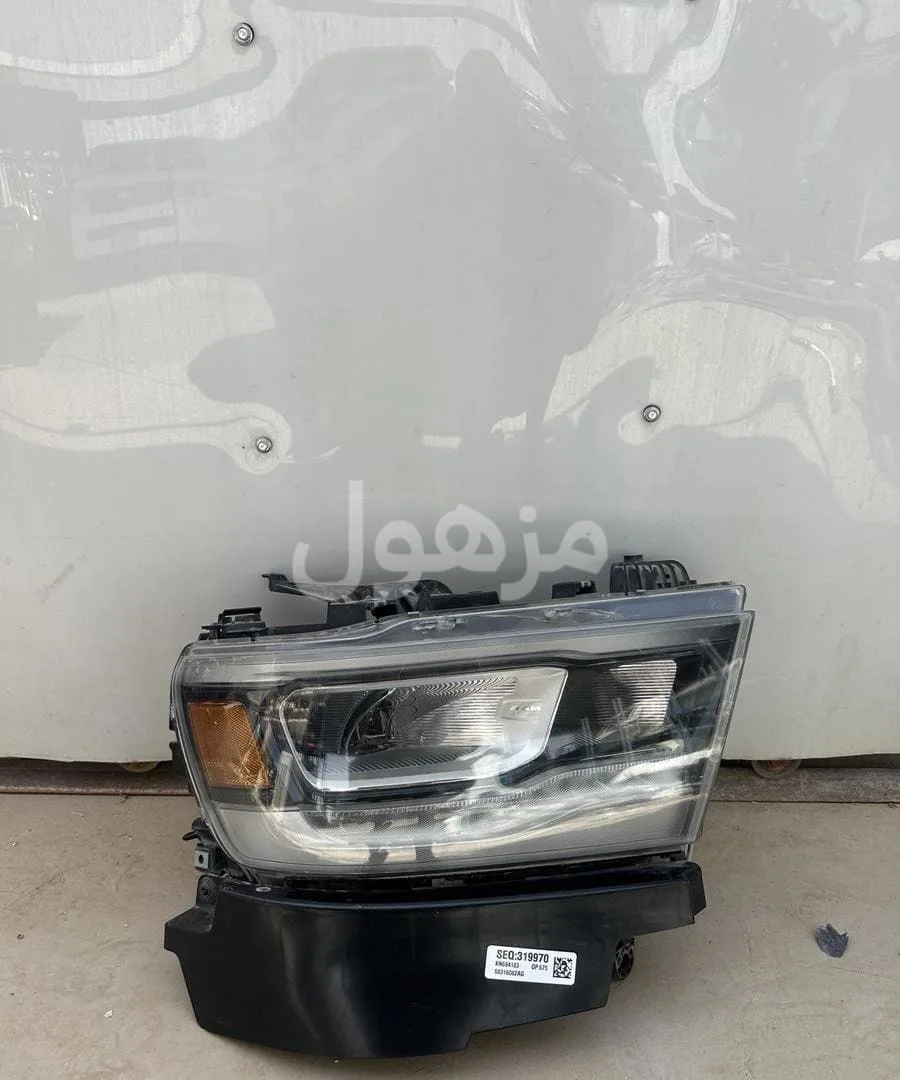 شمعة يمين دودج رام 2019-2020-2021-2022-2023-2024