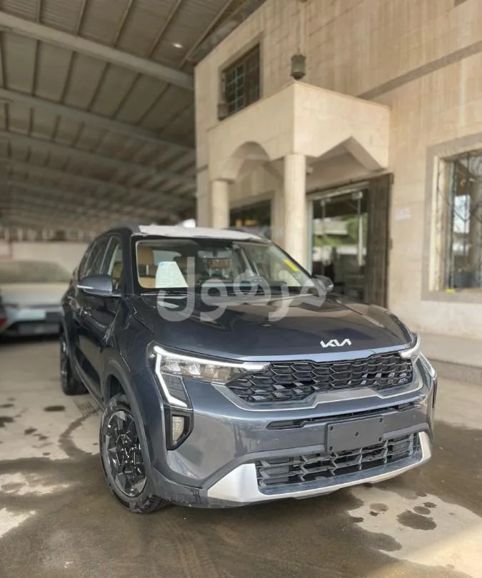 Kia Sonet 2026, Mid Option, Screen, Rear Camera - Jeddah