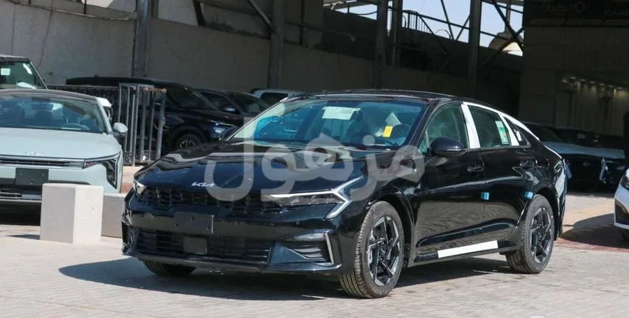 Kia K5 Standard upgraded panoramic sunroof 2026 cash - installments