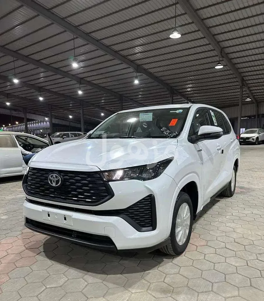 Toyota Innova 2026 GL Standard Saudi 7 Seats - Riyadh