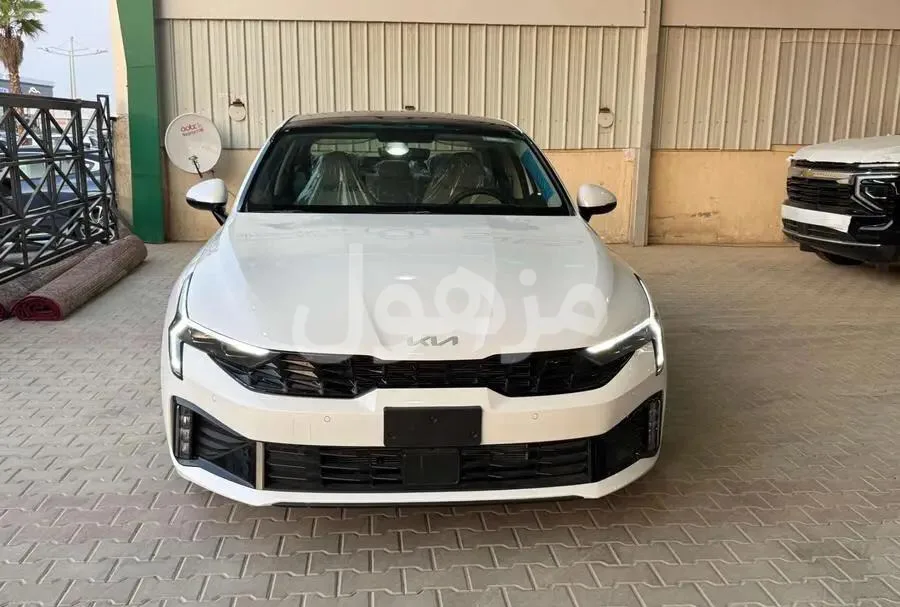 كيا K5 2026 نص فل اوتوماتيك جديد - جدة