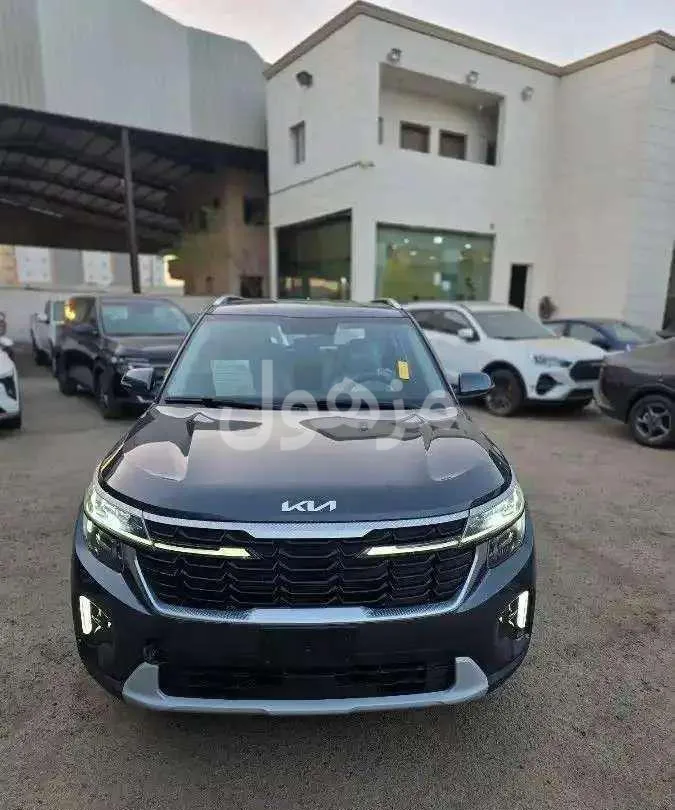 كيا سيلتوس 2025 نص فل شاشة وكاميرا خلفية - الدمام - رقم الإعلان 30EB40