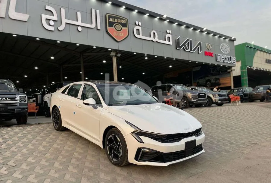 Kia K5 2026, Standard, 5-Year Dealer Warranty - Dammam