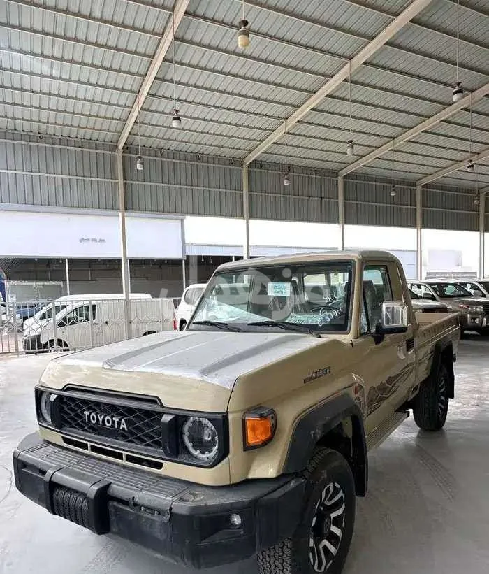 Toyota Shass 2025 fully loaded gasoline