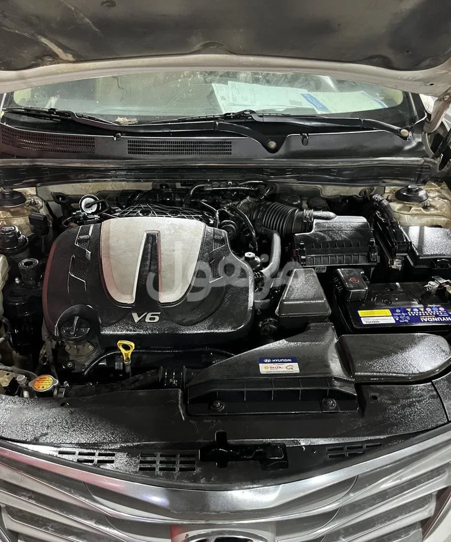 Kadenza Azera engine
