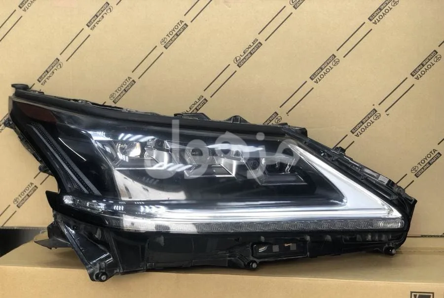 شمعه جيب لكزس 2020 يمين LX570
