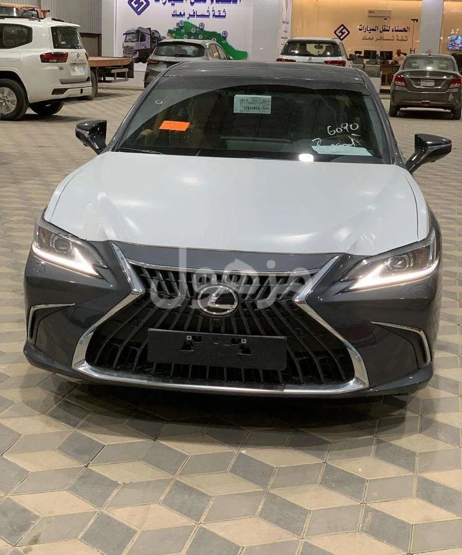 Lexus ES 350CC 2025 Premium cash _ installments