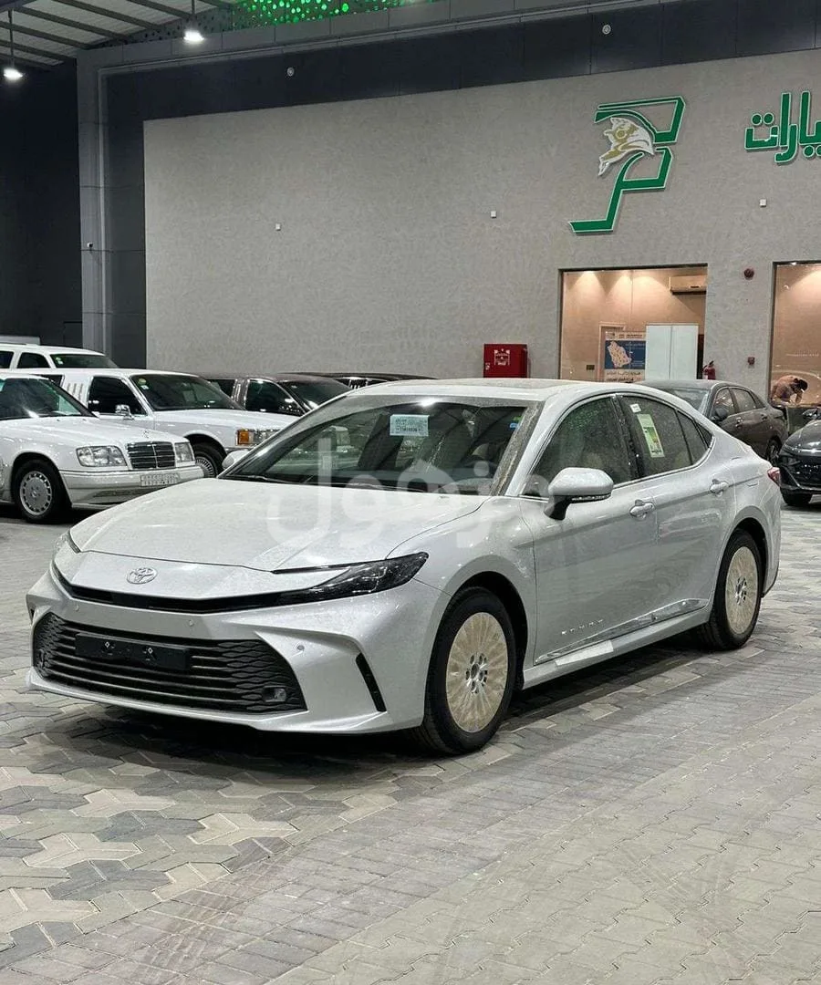 Toyota Camry 2026, Mid Option, Automatic - Riyadh