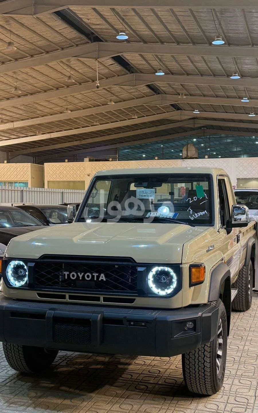 شاص بنزين فل كامل اوتوماتيك ونش بدون رفرف