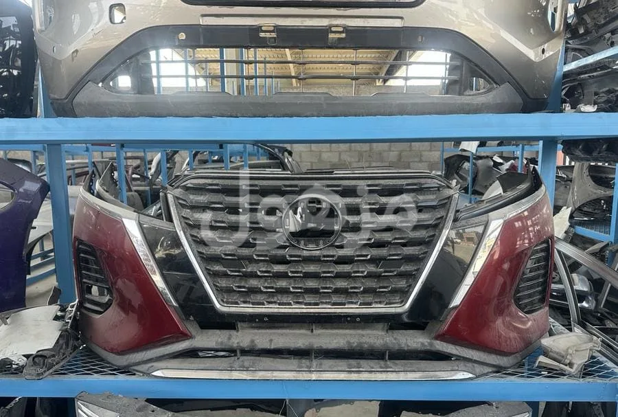 Front bumper Kicks Nissan 2022-2023-2025 original