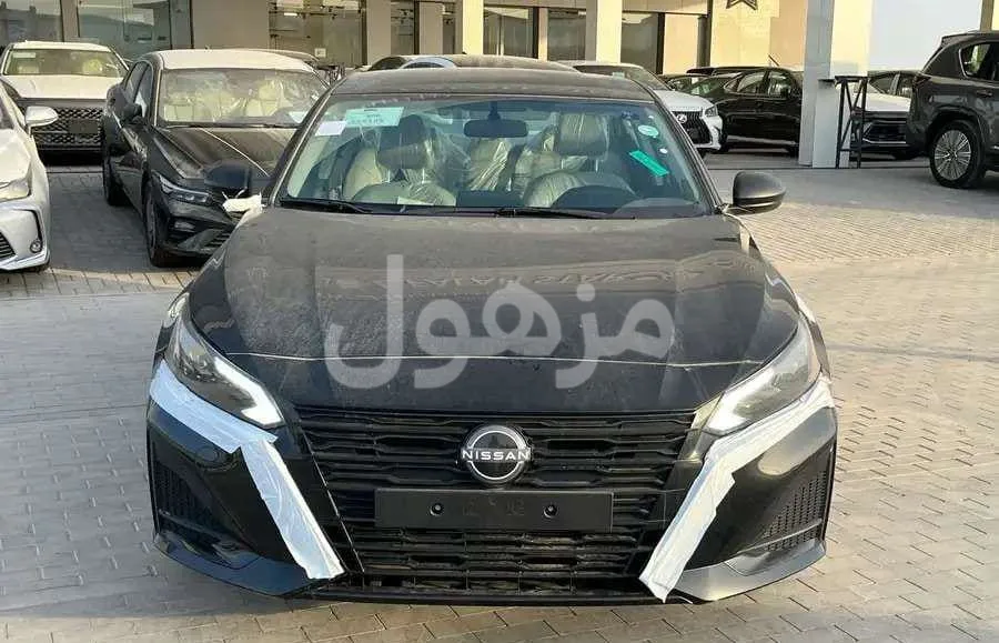 نيسان التيما 2026 ستاندر كاميرا خلفية - الرياض